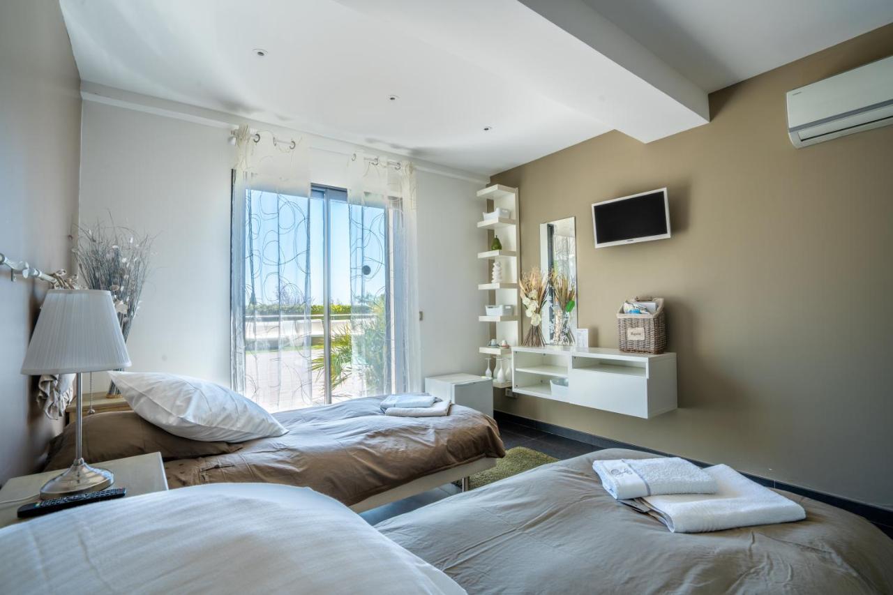 Villa Louancelie B&B Cavalaire-sur-Mer Esterno foto