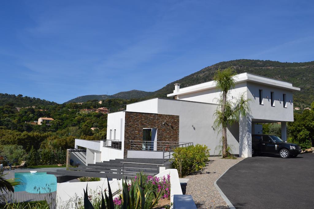 Villa Louancelie B&B Cavalaire-sur-Mer Esterno foto
