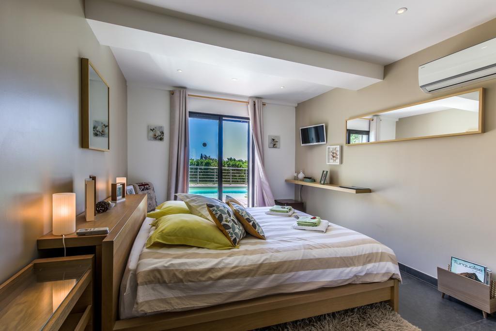 Villa Louancelie B&B Cavalaire-sur-Mer Esterno foto