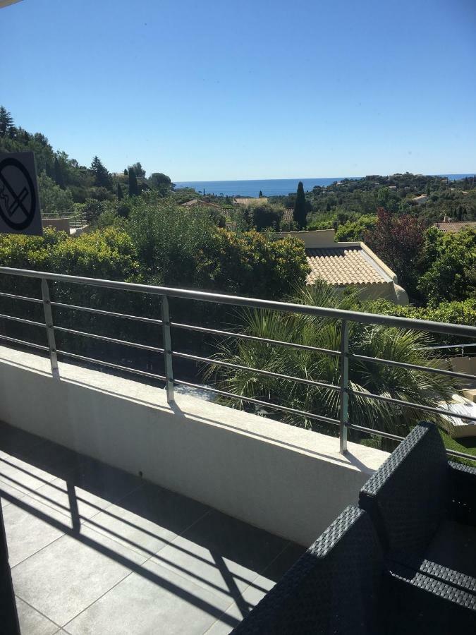 Villa Louancelie B&B Cavalaire-sur-Mer Esterno foto